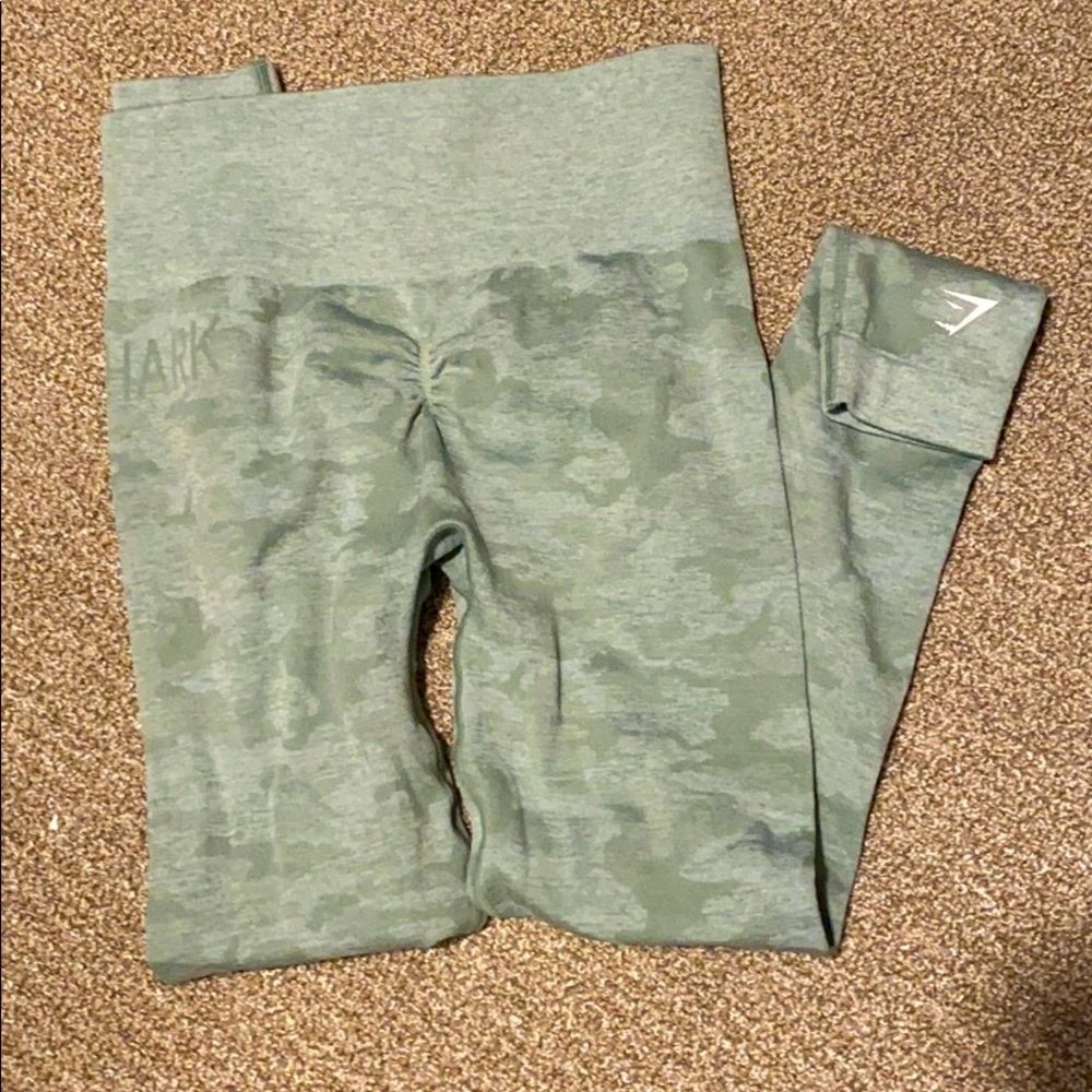 Gymshark Seamless Leggings Sage Green Camo